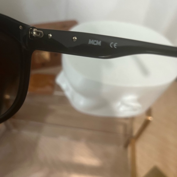 MCM 55mm new Cat Eye Sunglasses Black with silver 🕶 - Picture 3 of 6